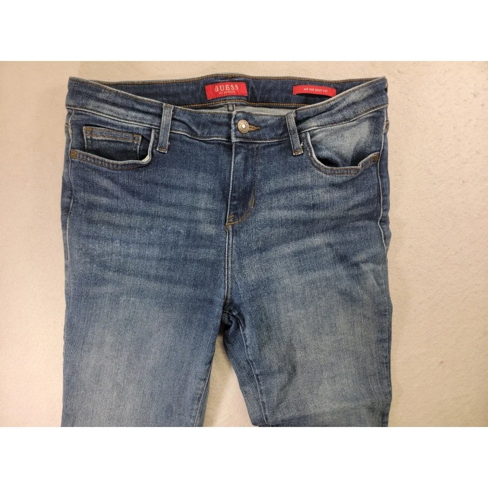 GUESS Jeans Women's 30 Mid Rise Bootcut‎ Blue Denim Medium Wash Stretch